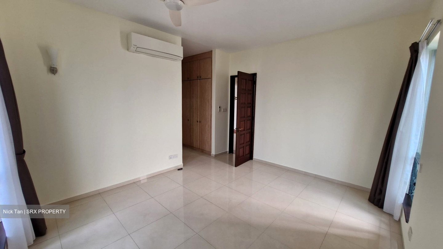 Pebble Bay (D15), Condominium #630698321